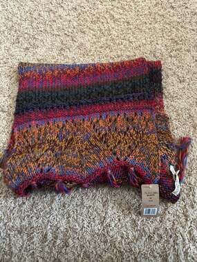 Michael Stars MS20478 Colorful Season Scarf Variegated Chunky Knit Multi